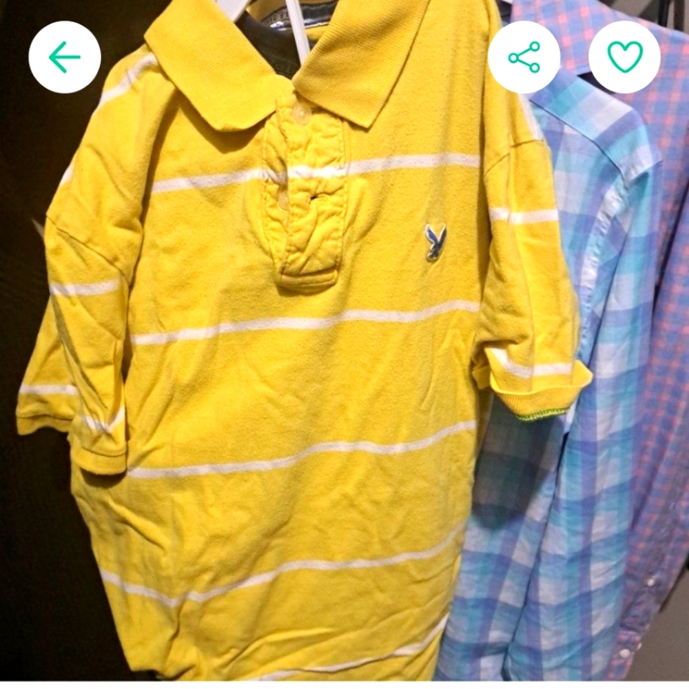 American Eagle 3 button short sleeved shirt.